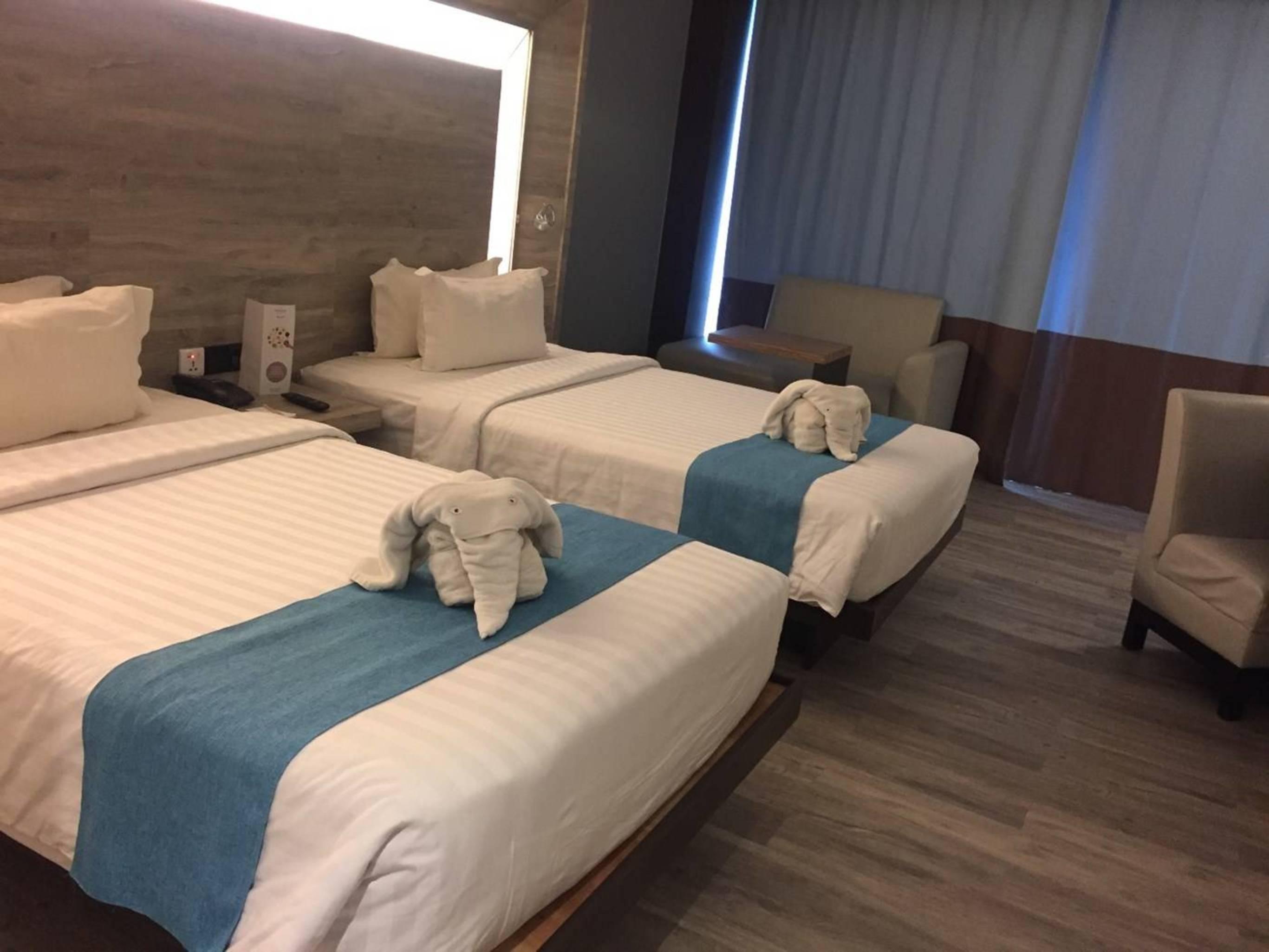 Ap Premier Batam Hotel Nagoya Buitenkant foto