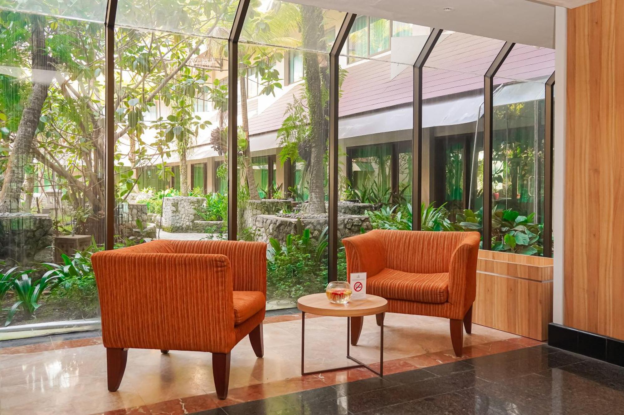 Ap Premier Batam Hotel Nagoya Buitenkant foto