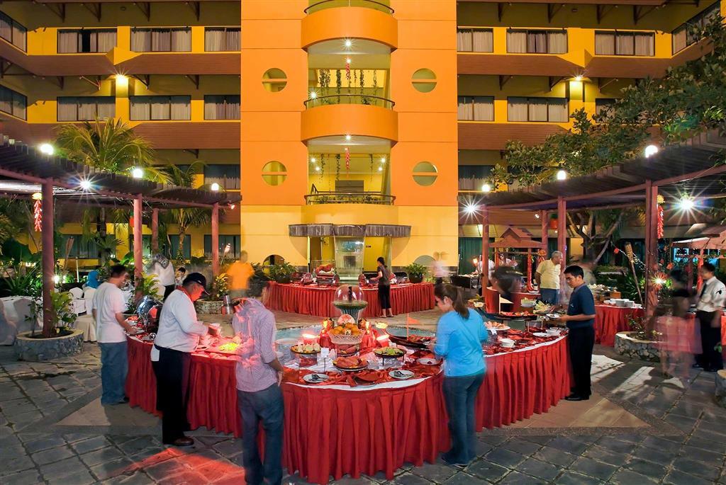 Ap Premier Batam Hotel Nagoya Restaurant foto